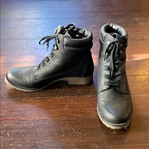 Back combat boots by Report
